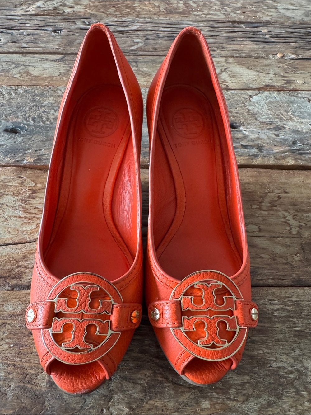 Tory Burch- Amanda High Open Toe Wedge-Tumbled Lether